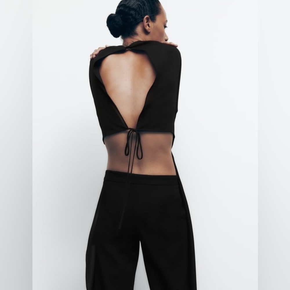 Zara black flowy top